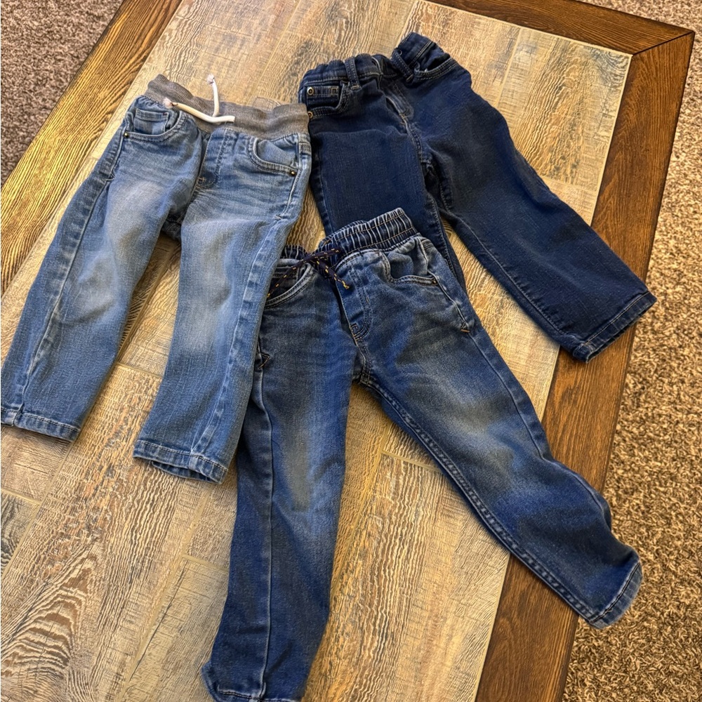 Toddler boy 2t Jeans, bundle